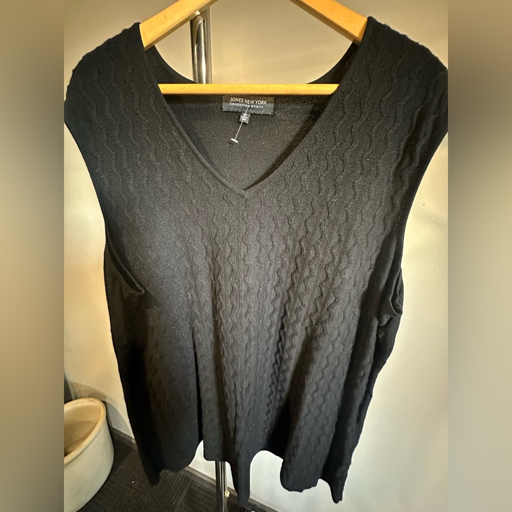 Jones New York Black Textured Knit Top